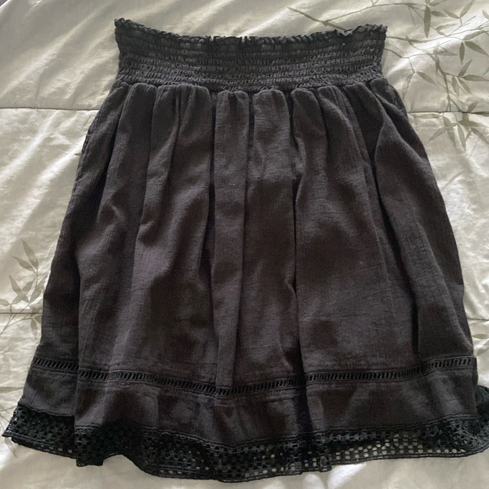 Casual black knee length skirt